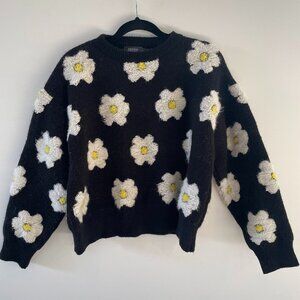 Design Studio Sweater | Size O/S | Black w/ Daisy's